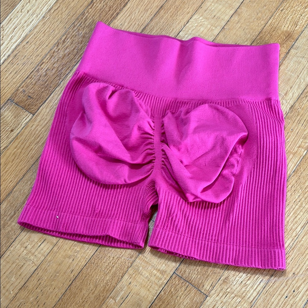 Vibrant Pink Ribbed Two-Piece Set - Picture 4 of 4